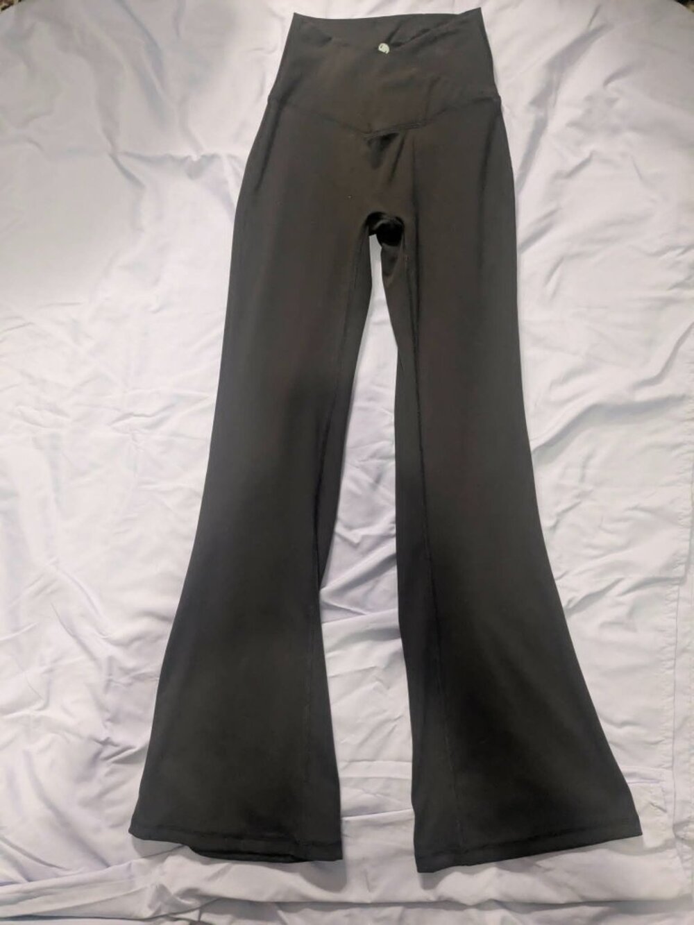 NEW Yogalicious Lux Sphia Crossover Flare Yoga Pants, XS, Brown